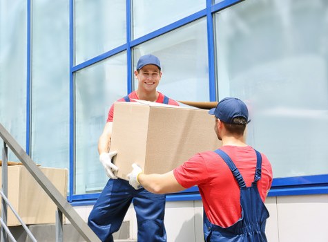 Navigating narrow access during a Barnes property relocation