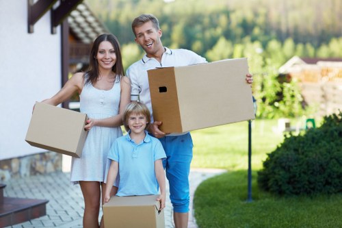 Local moving van service handling a Barnes flat move